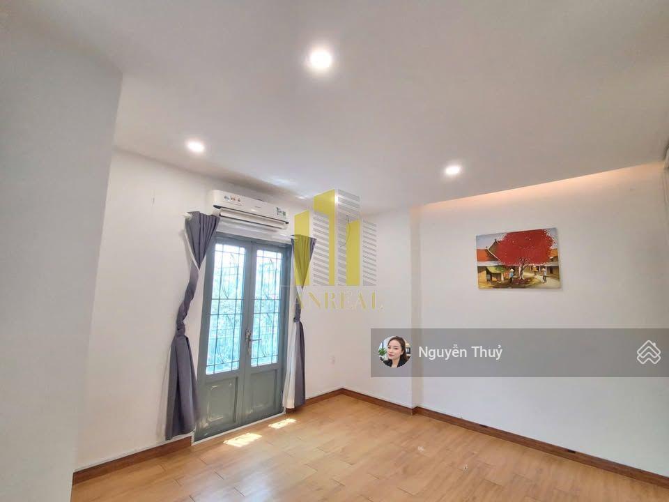 Cho thuê villa căn góc đường trần não giá 38 triệu