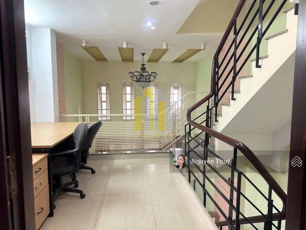 Cho thuê nhà đường trần não 4 phòng, sẵn nội thất. giá chỉ 17 triệu