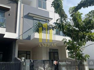 Cho thuê biệt thự văn phòng đường bát nàn  quận 2