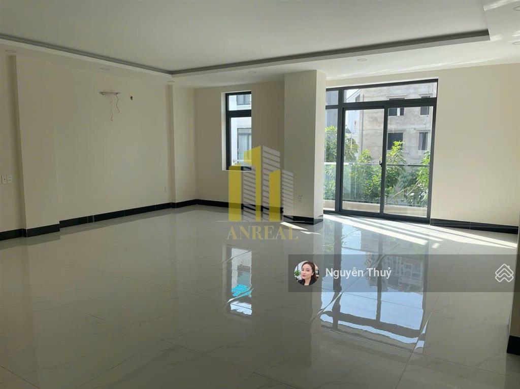 Cho thuê biệt thự văn phòng đường bát nàn  quận 2