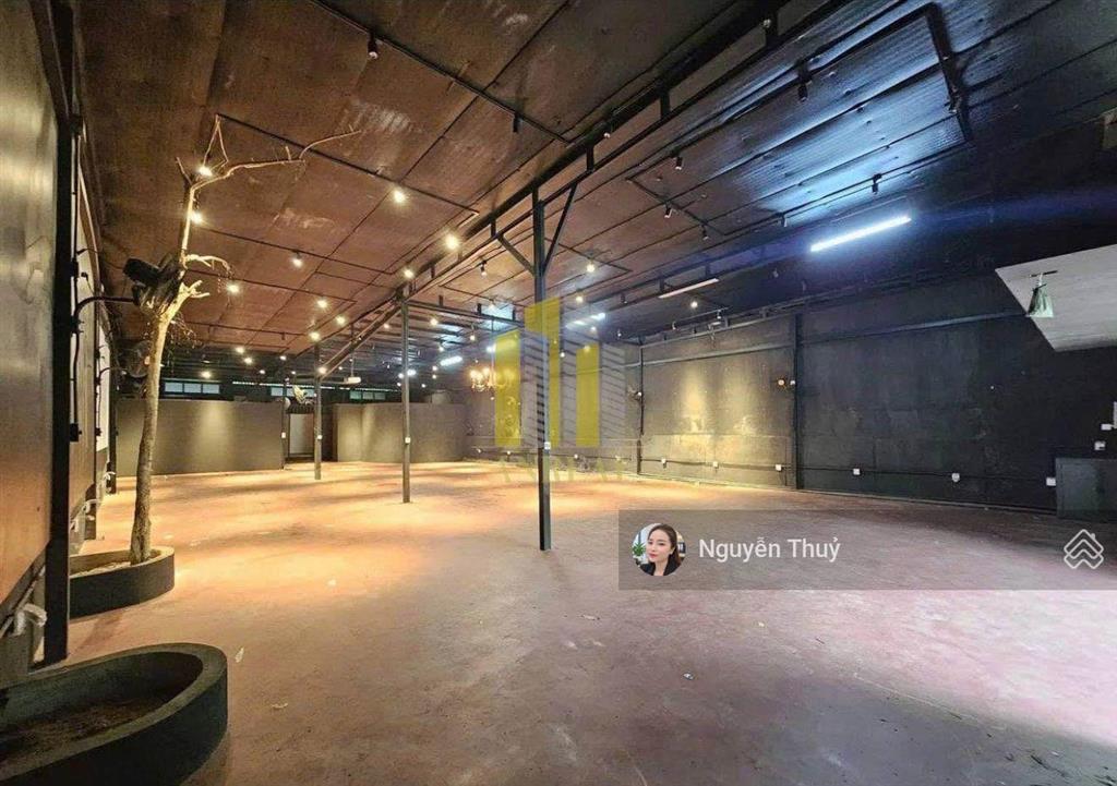 Cho thuê mặt bằng kho thảo điền  12x28m giá 45 triệu