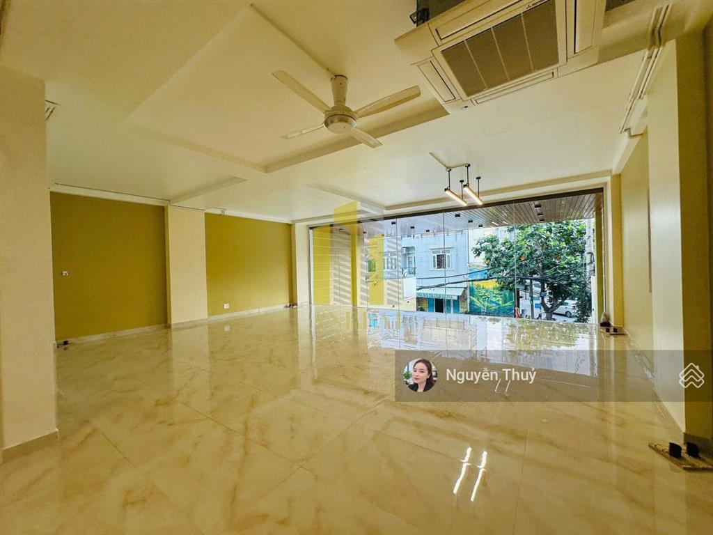 Cho thuê tòa nhà văn phòng trần não 500m2 hầm 3 lầu thang máy pccc giá 150 triệu