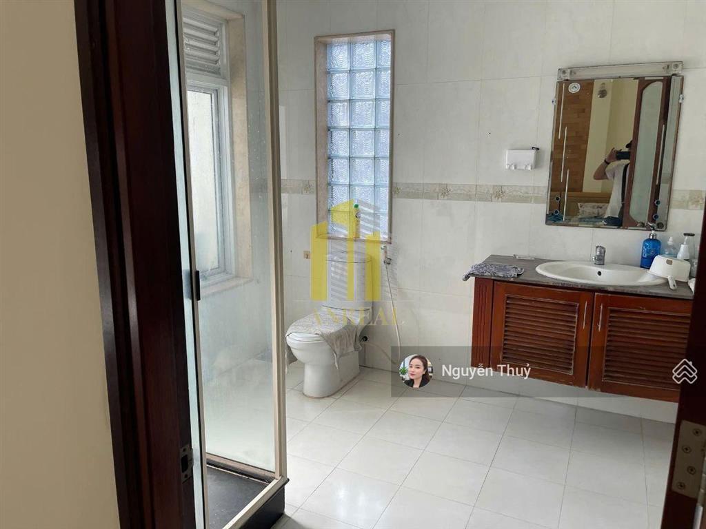 Villa căn góc hầm 3 lầu khu an phú giá 35 triệu