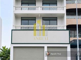 Cho thuê toà nhà đường trần não, hầm 3 lầu, giá 80 triệu/tháng