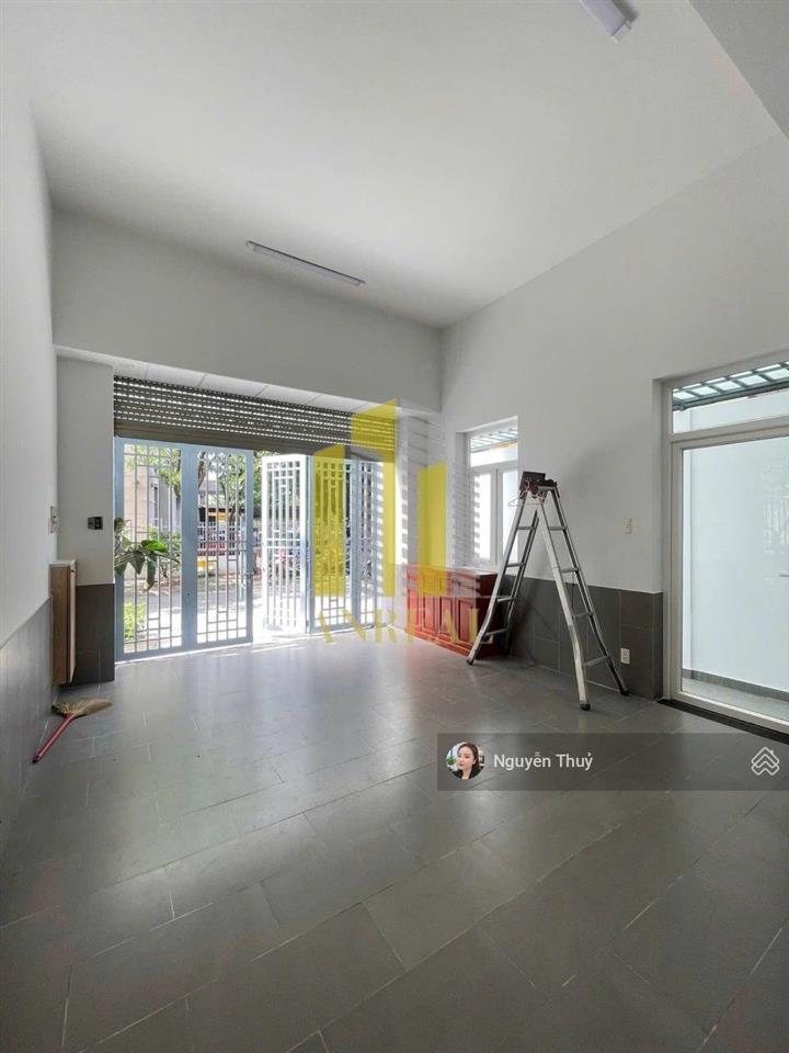 Cho thuê biệt thự căn góc hiện đại giá 60 triệu