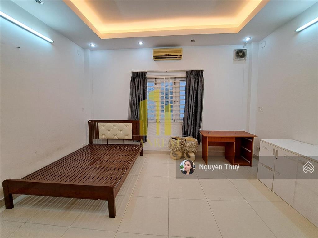 Nhà đầy đủ nội thất 3 lầu 4 phòng hiện đại giá 27 triệu