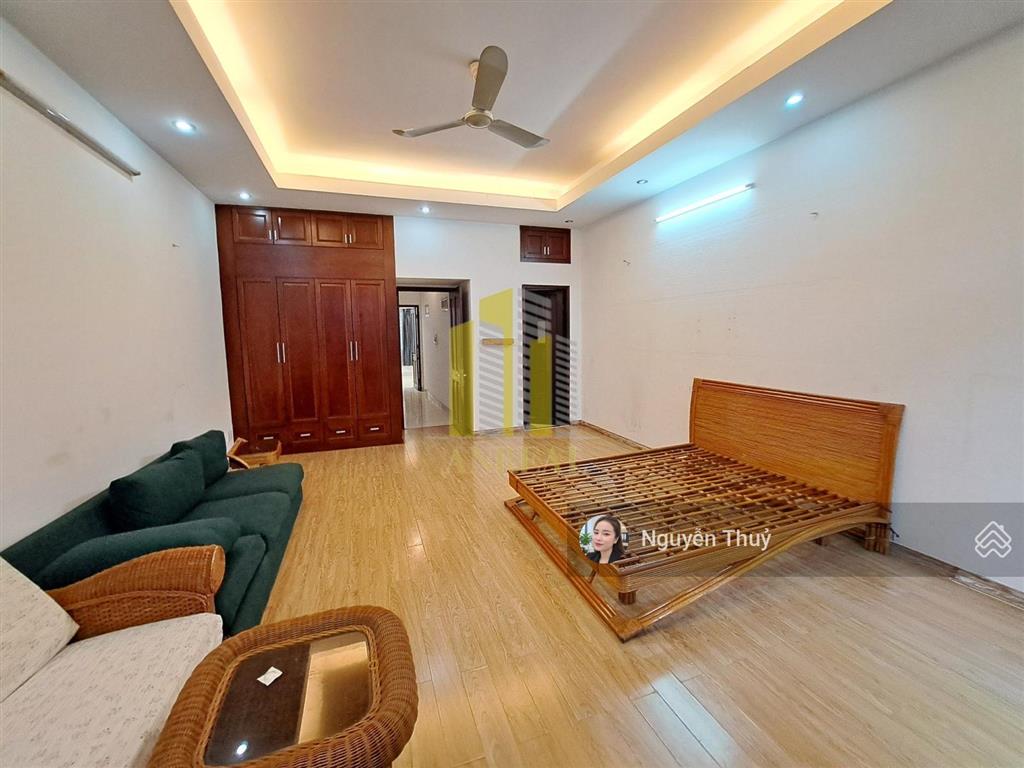 Nhà đầy đủ nội thất 3 lầu 4 phòng hiện đại giá 27 triệu