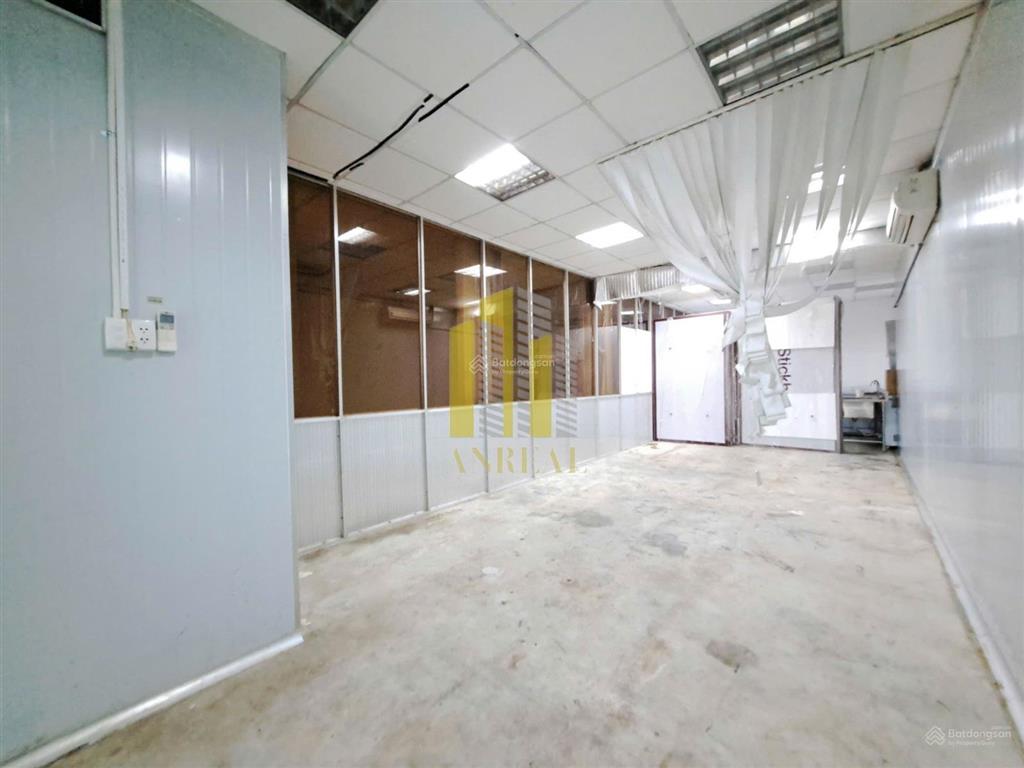 Cho thuê kho 200m2 gần quốc hương giá 80 triệu