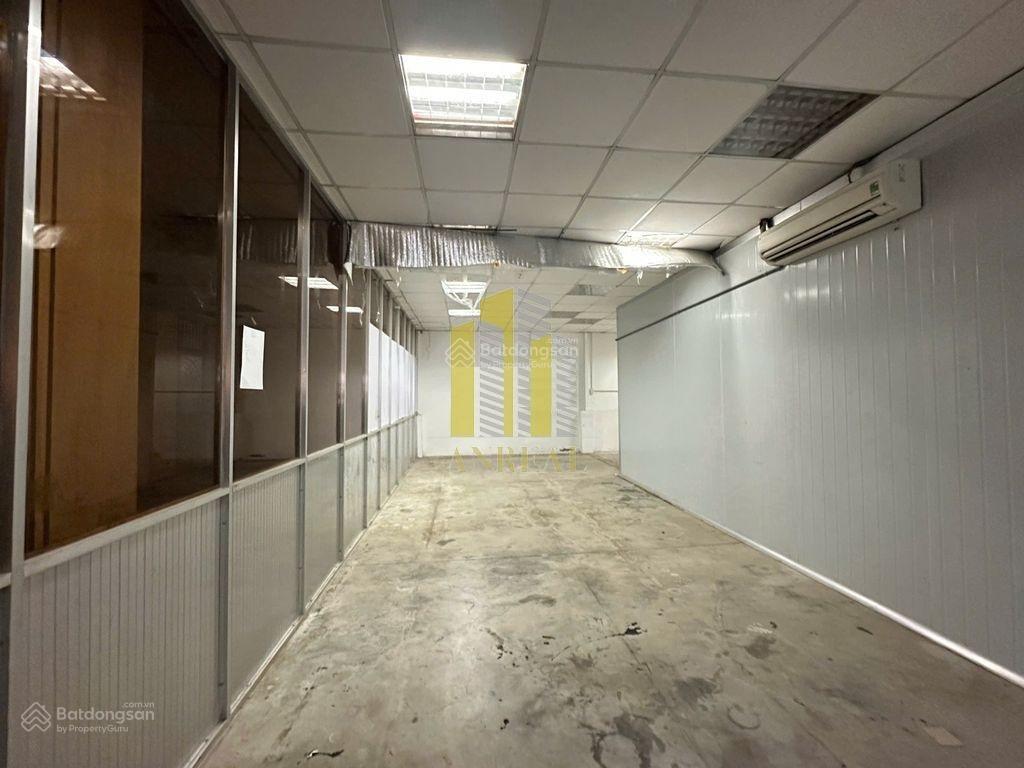 Cho thuê kho 200m2 gần quốc hương giá 80 triệu
