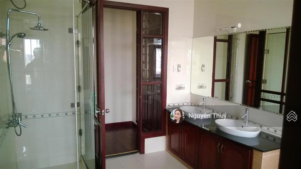 Biệt thự 250m2 có hồ bơi tại thảo điền giá chỉ 60 triệu