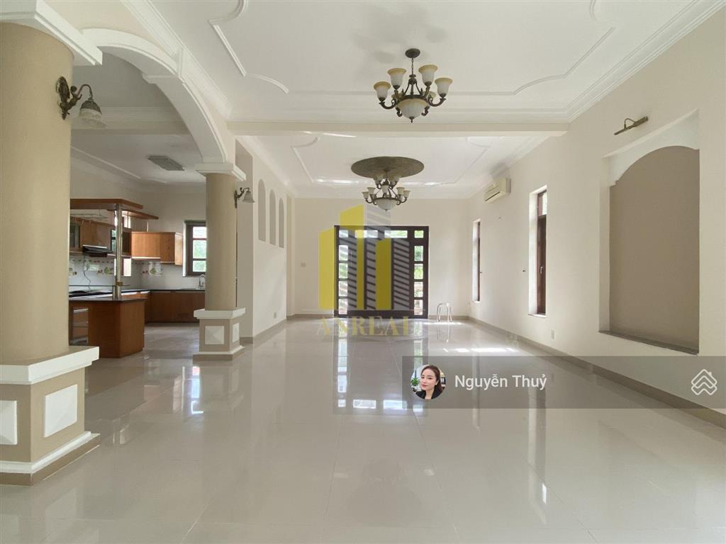 Cho thuê biệt thự 6 phòng siêu to đường thảo điền giá 100 triệu