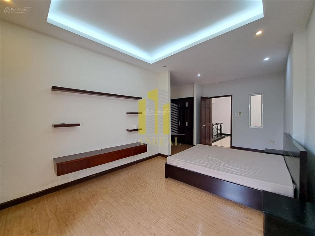 Cho thuê nhà hầm 3 lầu giá chỉ 28 triệu khu đô thị an phú