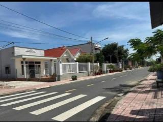 Lô góc 2 mặt tiền ngay tỉnh lộ 7, xã thái mỹ giá 950tr sổ riêng sổ sẵn diện tích 200m2