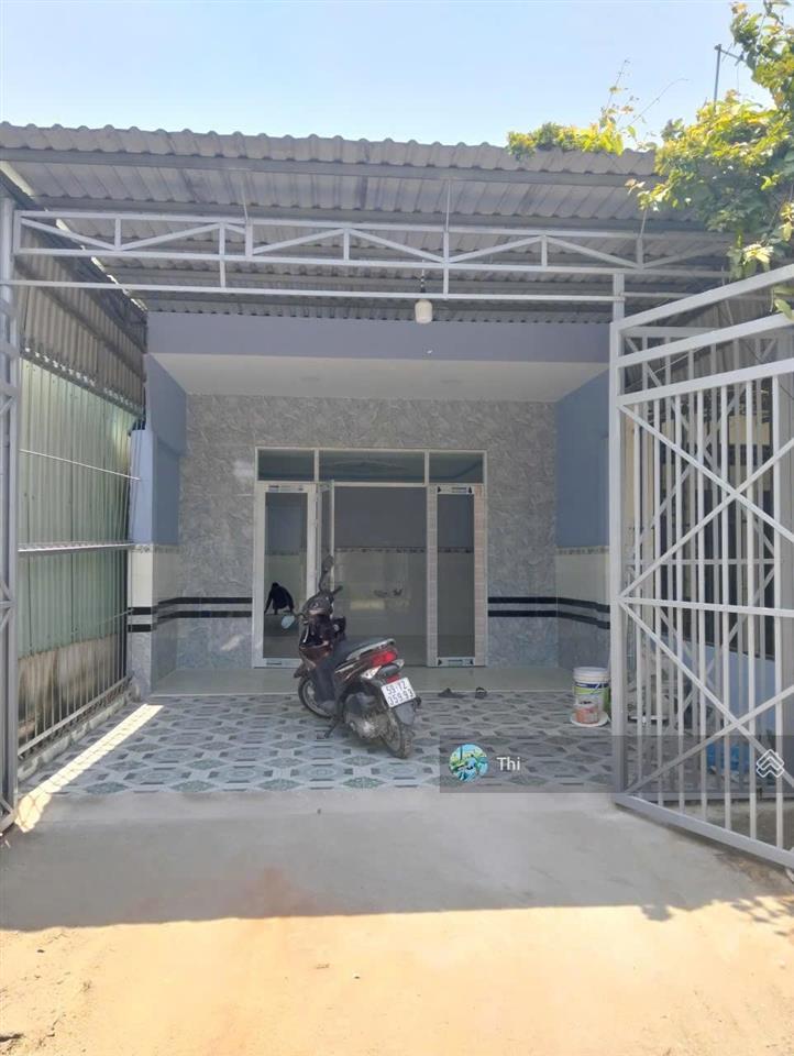 Tôi bán căn nhà 100m2 giá 1,1 tỷ đường lê minh nhựt tân thông hội củ chi cách coopmart 3 phút đi xe