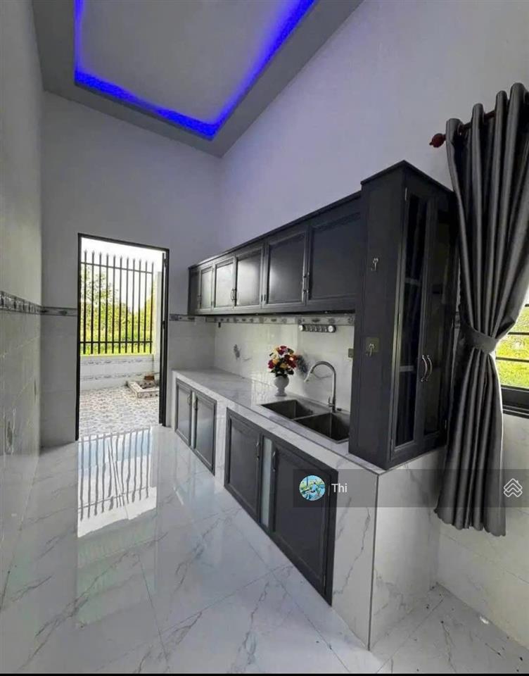 Nhà tân phú trung, củ chi, gần bệnh viện xuyên á, diện tích 118m2 sổ riêng giá 1,2 tỷ