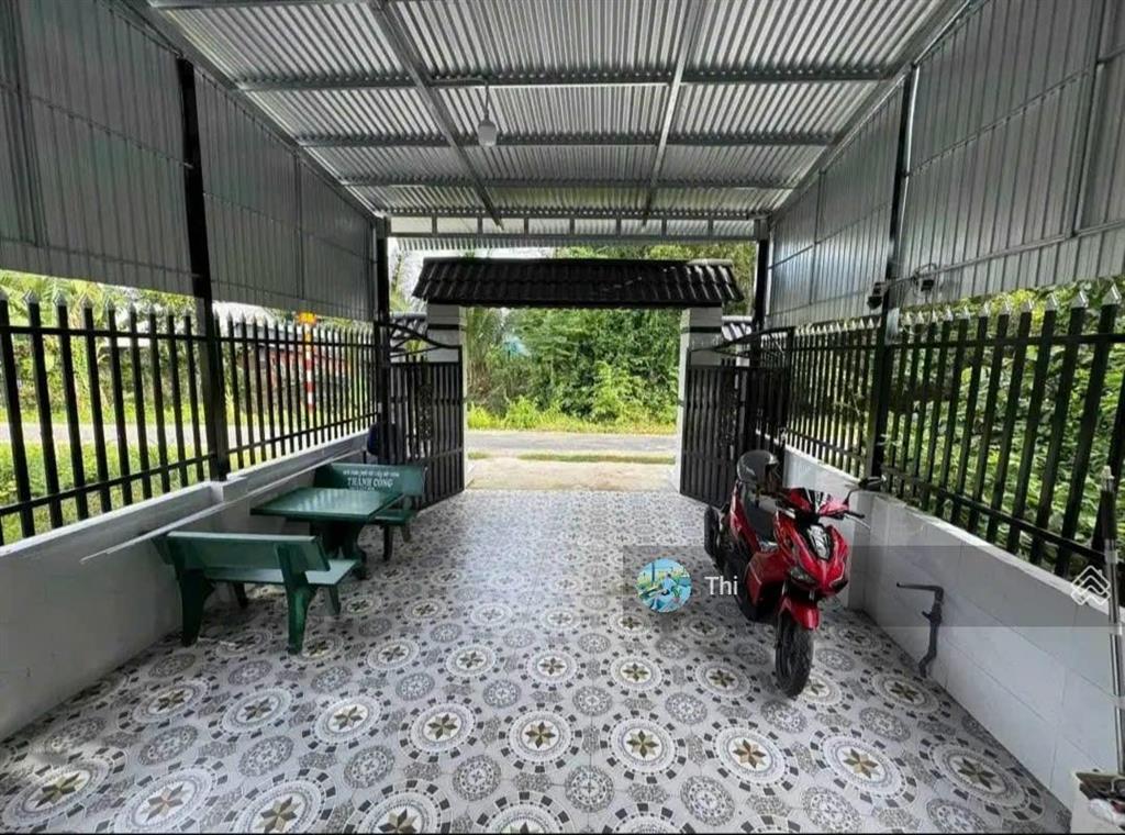 Nhà tân phú trung, củ chi, gần bệnh viện xuyên á, diện tích 118m2 sổ riêng giá 1,2 tỷ