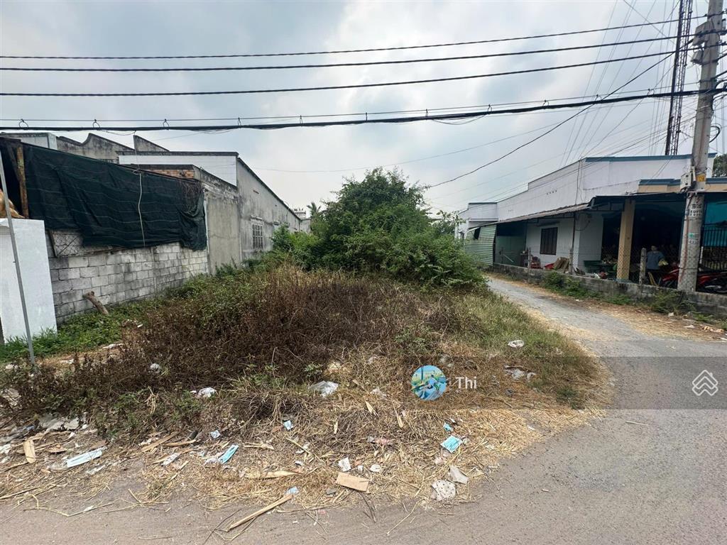 Lô góc 2 mặt tiền 224m2 đường nhựa, chợ phước hiệp, gần trường tiểu học phước hiệp giá 860 triệu