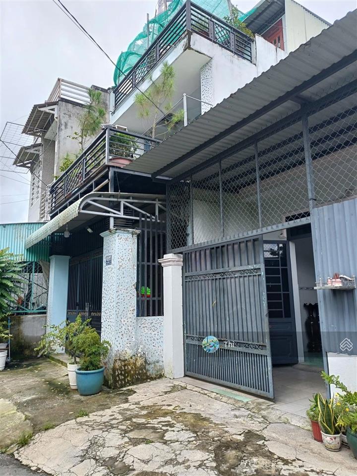 Chủ ngộp bán nhà giá 900 triệu, nguyễn văn khạ, trung tâm thị trấn củ chi diện tích 5x15m, sổ riêng
