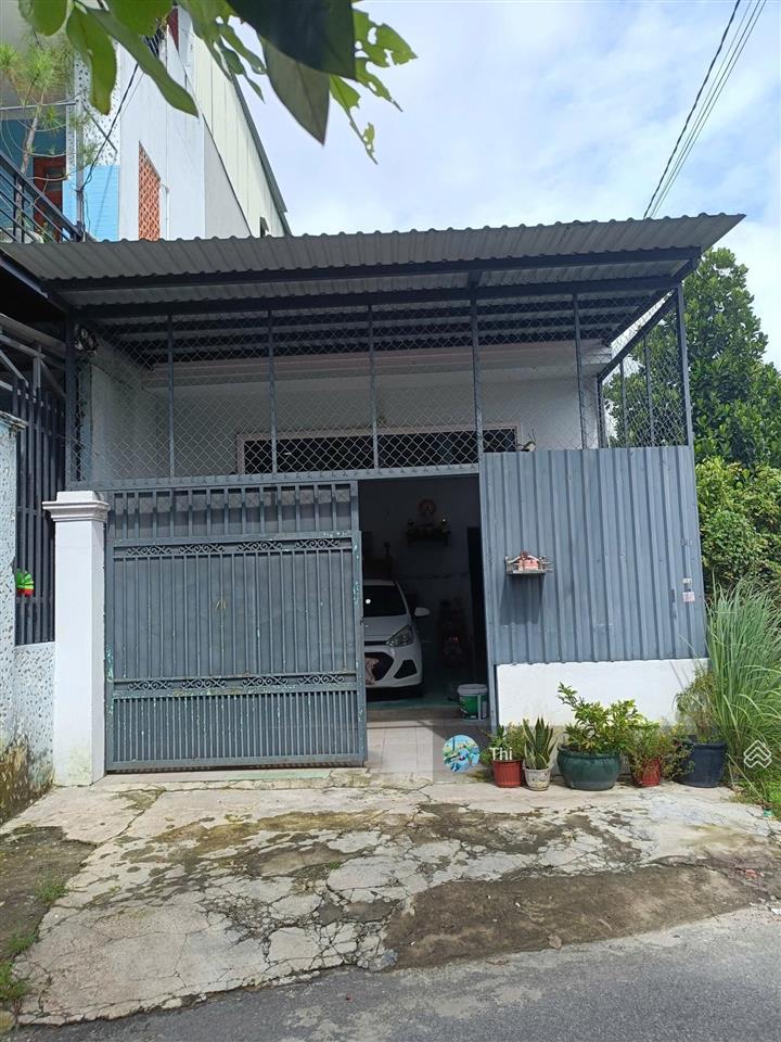 Chủ ngộp bán nhà giá 900 triệu, nguyễn văn khạ, trung tâm thị trấn củ chi diện tích 5x15m, sổ riêng