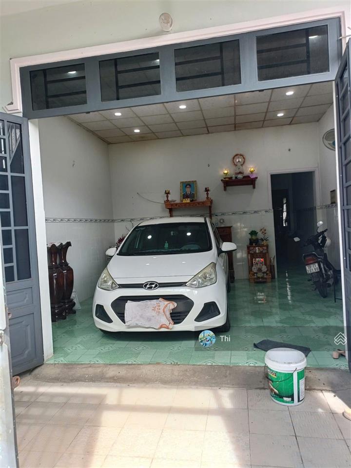 Chủ ngộp bán nhà giá 900 triệu, nguyễn văn khạ, trung tâm thị trấn củ chi diện tích 5x15m, sổ riêng