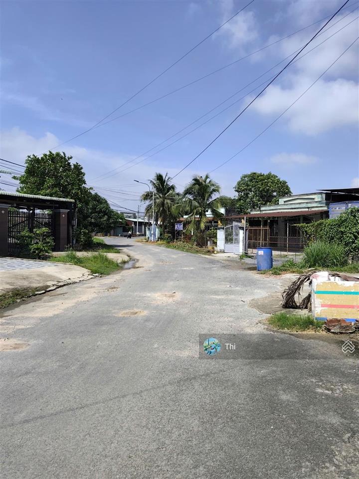 Bán đất tại đường tỉnh lộ 7, 850 triệu, 250 m2, view đẹp, pháp lý đầy đủ