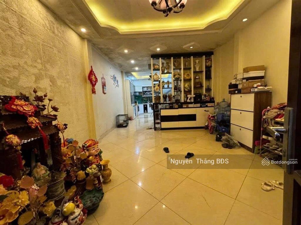 Bán nhà trường chinh, thanh xuân, 55m2, 5 tầng, 5 ngủ, dân xây, gần phố, ngõ thoáng, giá 14,3 tỷ