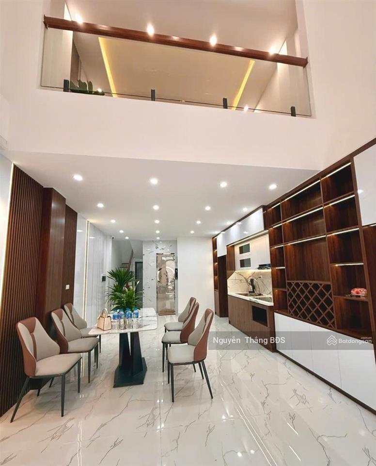Bán nhà trường chinh, thanh xuân, 50m ra phố, 43m2, 6 tầng, thang máy, full nội thất, nhỉnh 12 tỷ