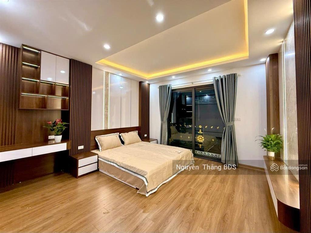 Bán nhà trường chinh, thanh xuân, 50m ra phố, 43m2, 6 tầng, thang máy, full nội thất, nhỉnh 12 tỷ