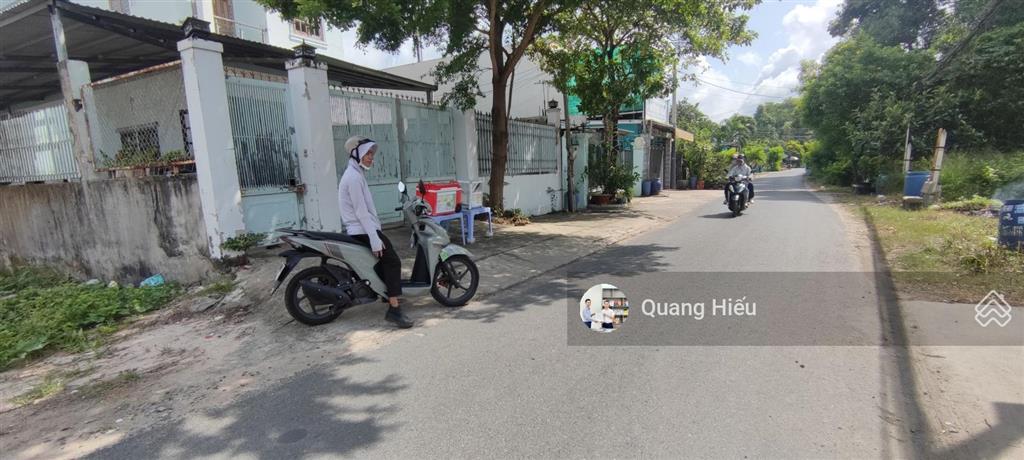 Chủ cần tiền bán lại lô đất 130m2 đ. nguyễn thị rành xã tân an hội củ chi, sổ hồng, giá 1 tỷ