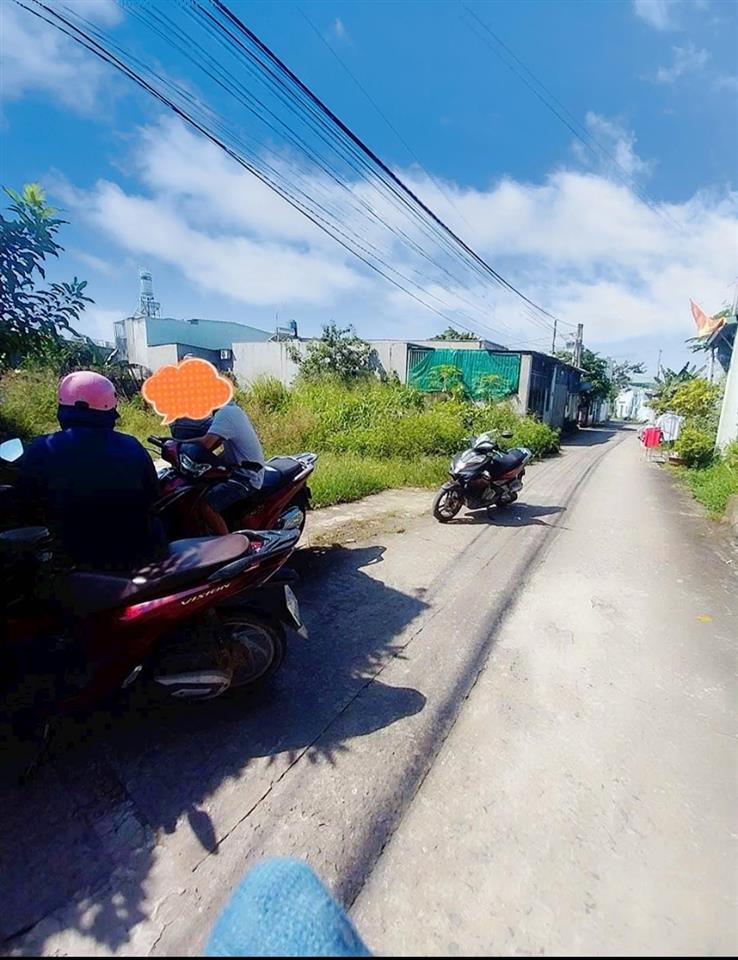 Chủ bán gấp lô đất đường hồ văn tắng xã tân phú trung củ chi, dt 118m2, giá 1 tỷ, sổ hồng riêng