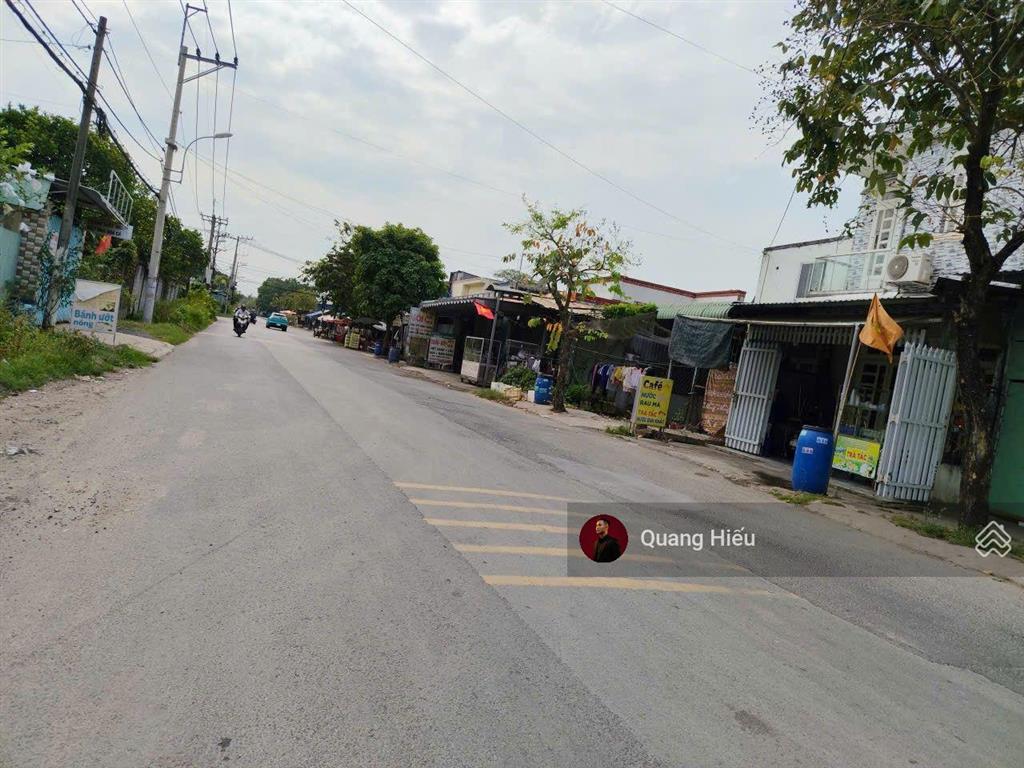 Cắt lỗ bán lô đất 267m2 (100m2 thổ) ngay gần agribank phường trảng bàng, giá 750 triệu, sổ riêng