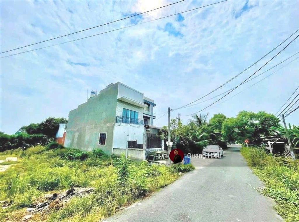 Ngộp bán lô đất 300m2 (100m2 thổ) đối diện kcn trảng bàng, quốc lộ 22 đi vào 100m, giá 750tr