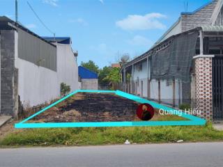 Cần bán gấp lô đất 140m2 nằm 1 sẹc ngắn quốc lộ 22 , gần agribank trảng bàng , giá 700 triệu