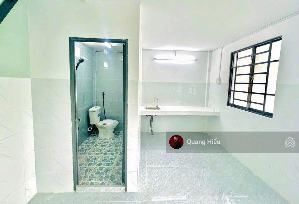 Bán gấp căn trọ 6 phòng đ.gia hùynh phường gia lộc trảng bàng , dt 150m2 , giá 900 triệu , shr