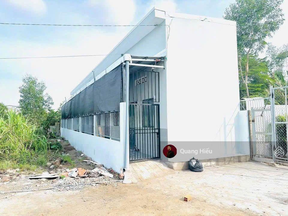 Bán gấp căn trọ 6 phòng đ.gia hùynh phường gia lộc trảng bàng , dt 150m2 , giá 900 triệu , shr