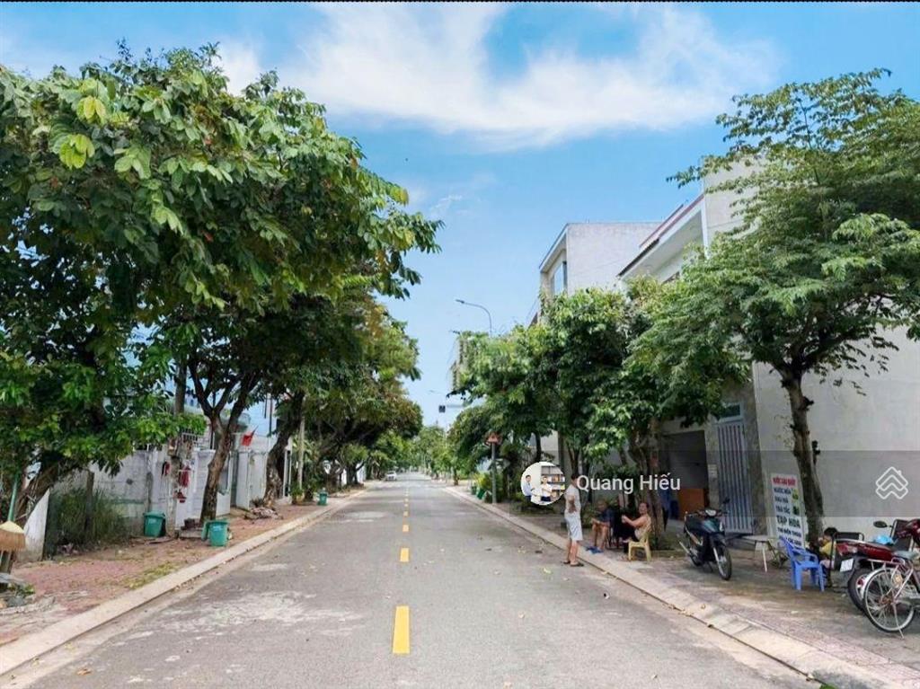 Bán đất khu vip chợ việt kiều xã tân thông hội củ chi, giá 800 triệu, dt 100m2 full thổ cư