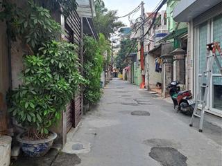 Bán nhà 40m2, 5t, mt5m giá 6,4 tỷ, lô góc, đông ba, thượng cát, bắc từ liêm