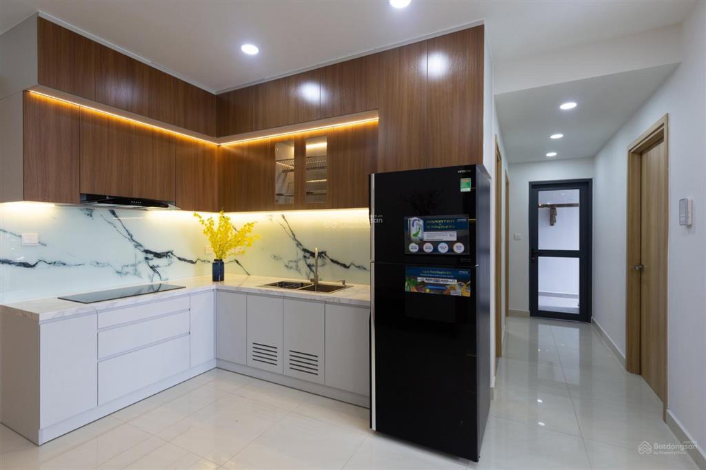 Bán căn hộ emerald 2pn + 2wc (71m2), giá 5.35 tỷ (bao thuế phí), view hồ bơi, nội thất cơ bản