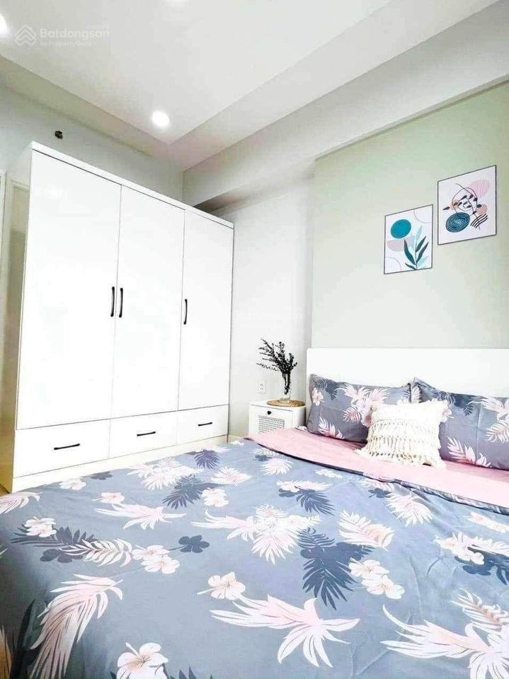 Cần bán căn 2pn + 2wc (68m2) khu ruby  giá 4.4 tỷ (đã có sổ), full nt, tầng trung, view công viên