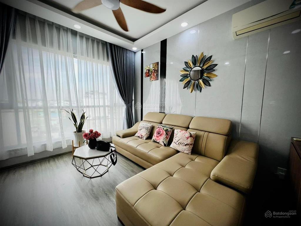 Cần bán căn hộ khu ruby 2pn + 2wc (70m2), giá 4.3 tỷ (đã có sổ), full nội thất, view siêu đẹp