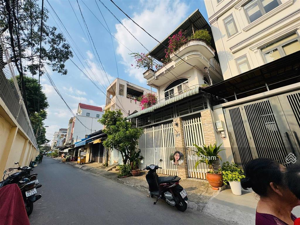 Nhà mới keng 5 tầng tháng máy 13tỷ  ngay đh cảnh sát kha cạn cân  vip ngang 5.5m vuông vức