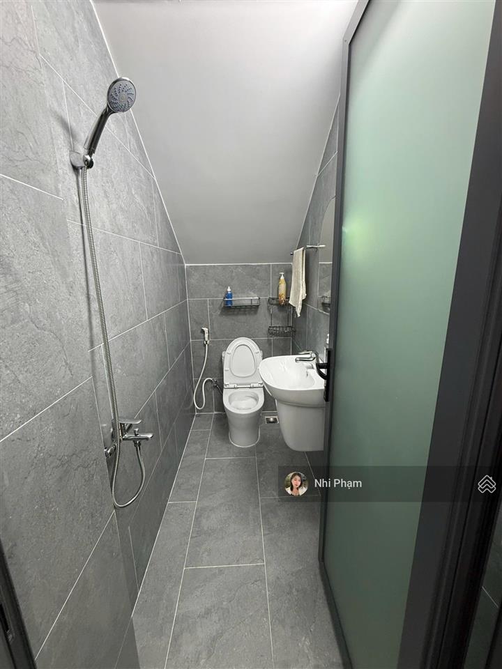 Nhà mới keng 5 tầng tháng máy 13tỷ  ngay đh cảnh sát kha cạn cân  vip ngang 5.5m vuông vức