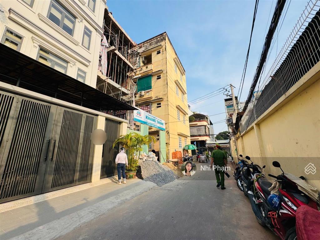 Nhà mới keng 5 tầng tháng máy 13tỷ  ngay đh cảnh sát kha cạn cân  vip ngang 5.5m vuông vức