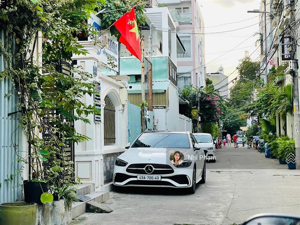 Bán đất tặng dãy trọ 253m2 9x28 tn 30tr/tháng ngay trường ngô thời nhiệm, hồ bá phấn, ga metro 800m