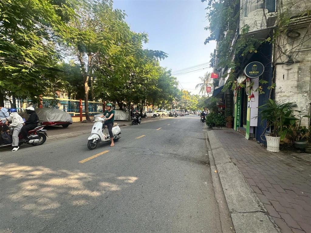 Bán đất tặng dãy trọ 253m2 9x28 tn 30tr/tháng ngay trường ngô thời nhiệm, hồ bá phấn, ga metro 800m