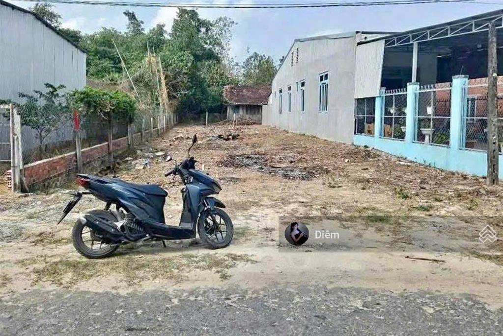 Chủ kẹt tiền bán nhanh lô đất 126m2 giá 850 triệu, đ. hồ văn tắng  tân phú trung, sổ hồng riêng