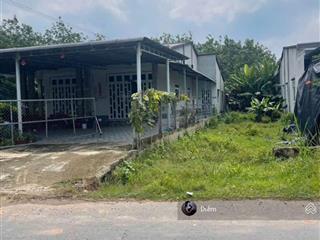 Bán nhanh lô đất giá rẻ đ. ba sa  phước hiệp, dt 105m2 chỉ 870tr, sổ hồng riêng, dân cư đông đúc