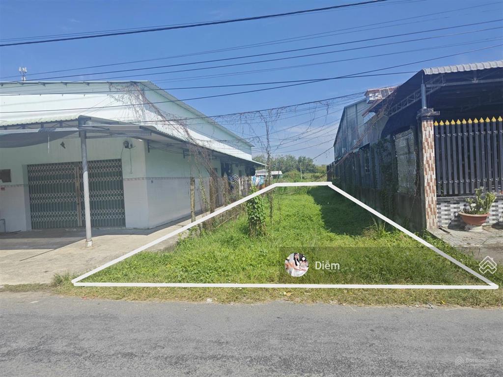 Cần tiền bán gấp lô đất đ. đặng văn trước gần ngã tư an bình cách chỉ 500m, dt 135m2 giá 790tr, shr