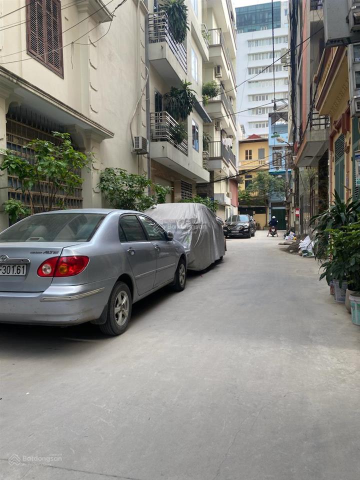 Bán phân lô cầu giấy, gần nguyễn khánh toàn, 50m 6t, thang máy, ôtô vào nhà, 2 mặt ngõ,ở cực sướng