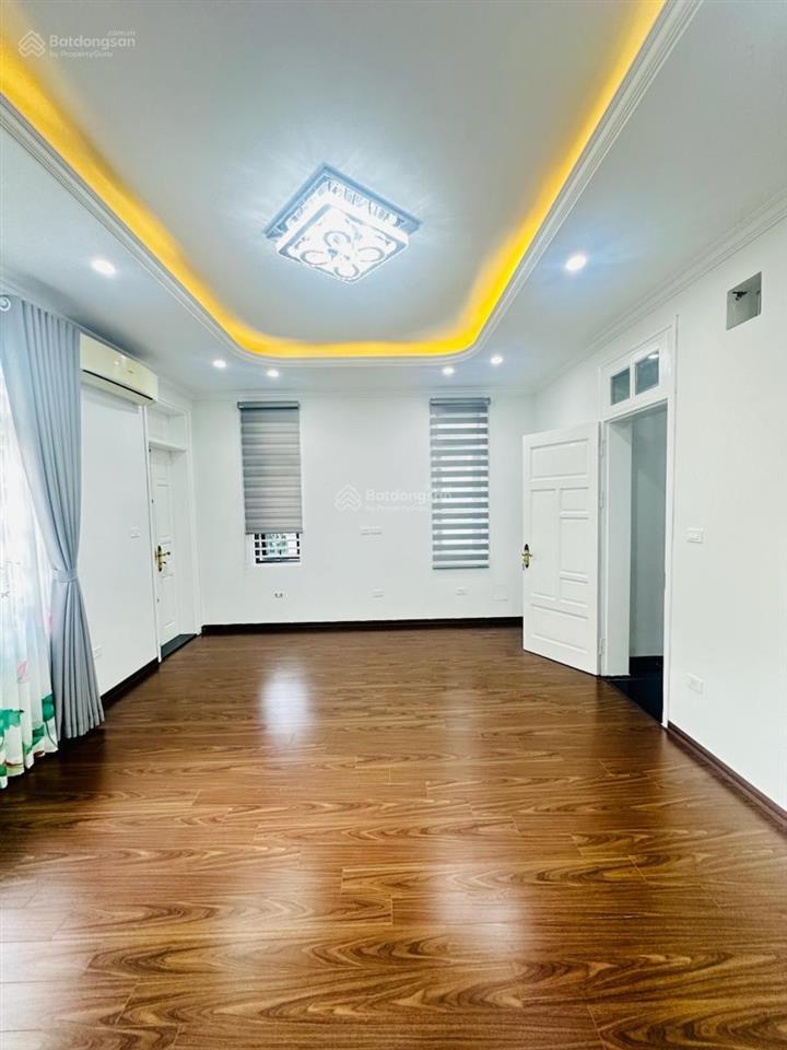 Bán nhà đặng thùy trâm 70m 4 tầng, ô tô đỗ cửa, thang máy chờ, gần mặt phố, ở sướng, kinh doanh